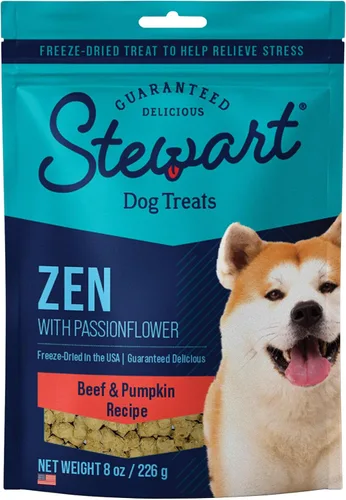 Miniatura 12 de Stewart Golosinas liofilizadas para perros, carne de res y calabaza zen, alivio de la ansiedad, sin granos, bolsa resellable de 4 onzas, fabricada