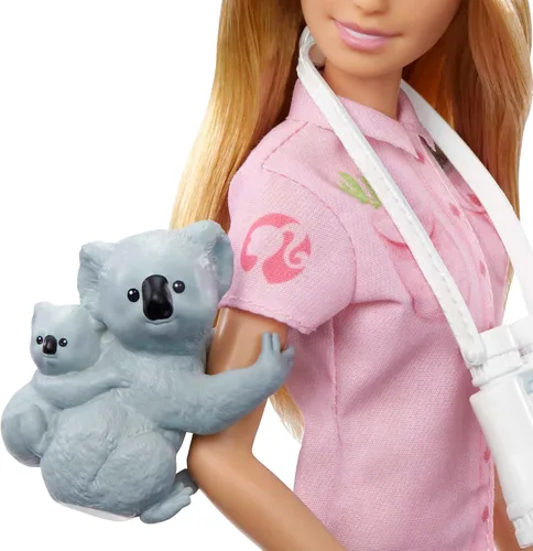 Miniatura 4 de Muñeca Barbie Careers y accesorios, zoóloga con atuendo removible con sombrero, pizarra y figura de koala que puede sostener el brazo de la muñeca