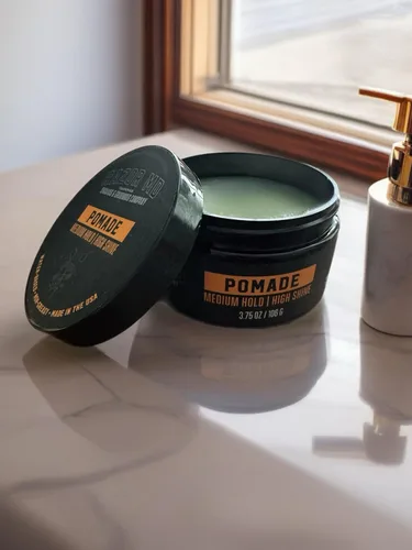 Miniatura 6 de Razor MD Pomada natural para el cabello a base de agua para hombres con alto brillo y acabado liso, fijación media fuerte, los mejores productos