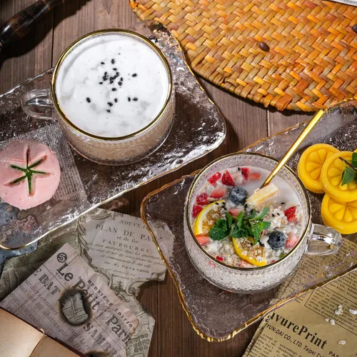 Miniatura 7 de Gezzeny Juego de tazas de café vintage, juego de tazas de vidrio con platillo y cuchara, plato transparente en relieve para té, desayuno y postre