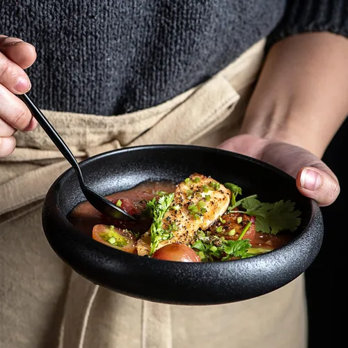 Miniatura 2 de Uaral Juego de platos de ensalada japonesa, platos y cuencos negros, juego de platos negros de cerámica, juego de platos de aperitivo de 4, 5.5