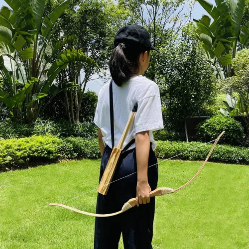 Miniatura 6 de Kids Bow and Arrow Set, 32 Inch Archery Set Handmade Wooden Toy Bow and Arrow for Kids 4-6 8-12, Cosplay Game Costume Prop Play, 1 Bows 1 Quivers