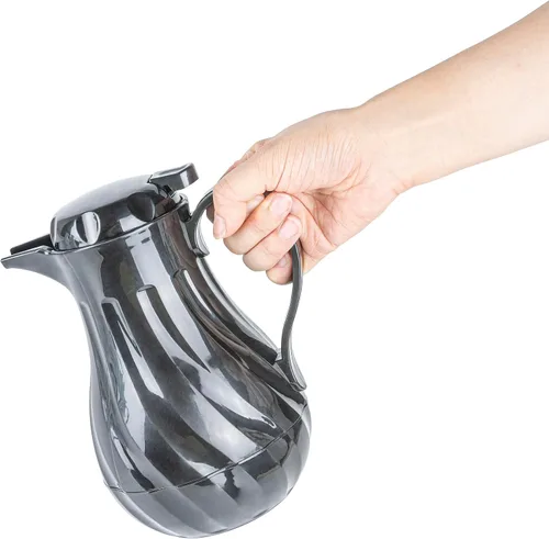 Miniatura 11 de Restaurantware Jarra térmica para café, paquete de 1 servidor de café aislado de plástico de 20 onzas con mango ergonómico, cafetera negra