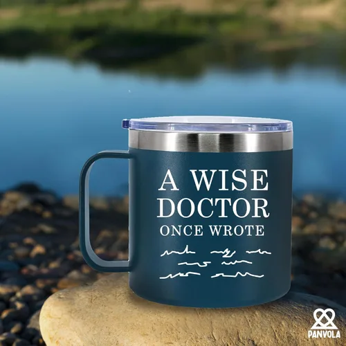 Miniatura 6 de A Wise Doctor Once Wrote Taza de café aislada de 14 onzas con asa y tapa, regalos para médico, estudiante de medicina, médico, médico, médico, Azul