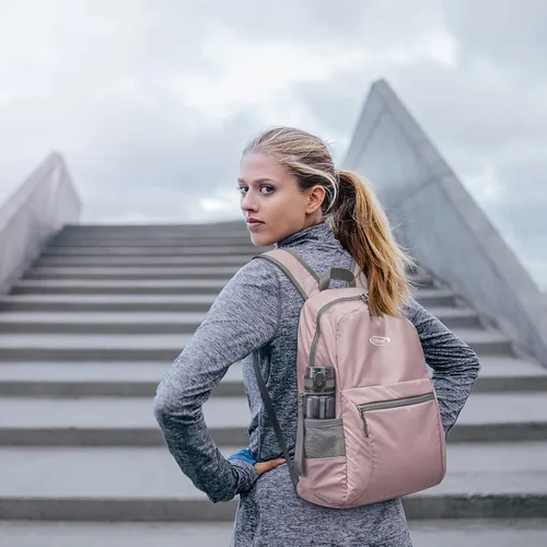 Miniatura 4 de G4Free Mochila Ligera Plegable de 20L para Viajes y Senderismo, Mochila Diurna Plegable para Hombres y Mujeres Rosa