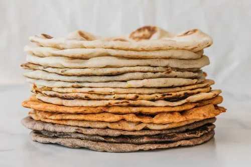 Miniatura 2 de Eureka Tortilla All Flavors - Paquete variado Tortillas de harina artesanales Mini granos enteros de 6 pulgadas Veganas, sin OMG, bajas