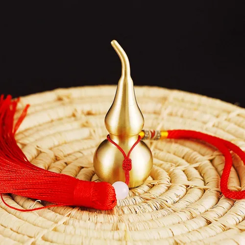 Miniatura 6 de Adornos colgantes de Feng Shui, calabaza dorada de Wu Lou, con tira de la suerte roja, tesoro ideal para colgante de automóvil, dormitorio, puerta