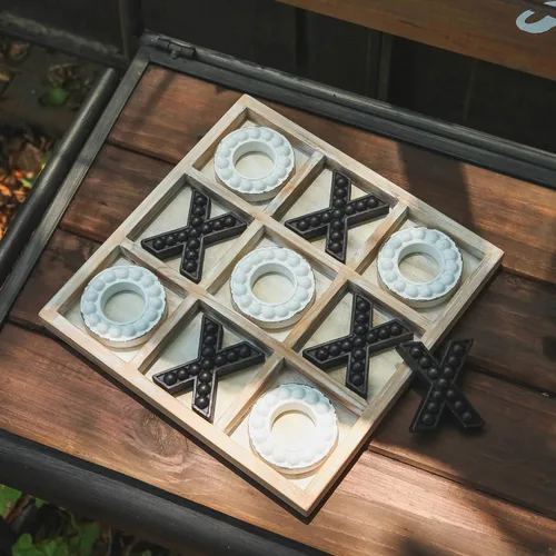 Miniatura 6 de NIKKY HOME Juego de mesa Tic Tac Toe para decoración de mesa de centro, tablero de madera rústico de 10.6 pulgadas, negro y blanco