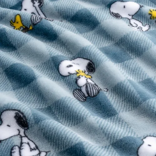 Miniatura 5 de Berkshire Blanket Peanuts® VelvetLoft® Manta de Felpa con el Tierno Personaje Snoopy, Peanuts Snoopy Everyday Buffalo Plaid Navy Tonal, Manta 55