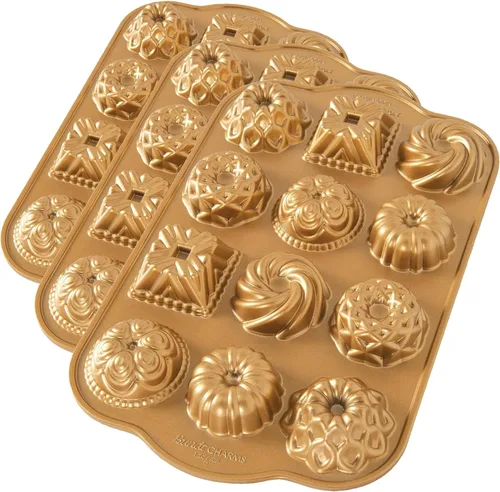 Miniatura 7 de Nordic Ware Charms Cast Bundt Pan, 1.2 Capacidad de la taza, Oro