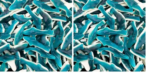 Miniatura 10 de Blue Sharks - Caramelos de gomita Bolsa de 2 libras Gomitas de pescado Sabor a frambuesa azul Caramelo de tiburón para fiestas, bufés