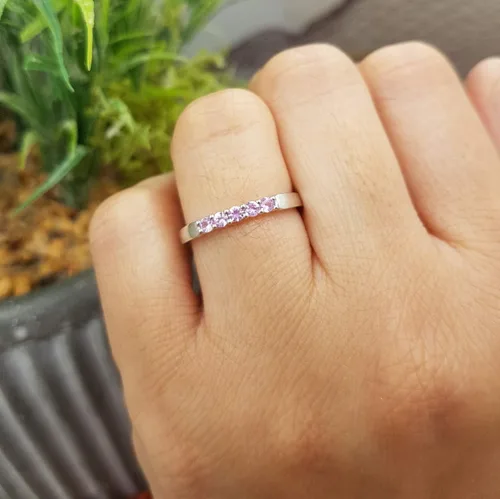 Miniatura 157 de Dazzlingrock Collection Anillo de boda redondo de 5 piedras preciosas o diamantes para mujer en oro macizo de 10 K/14 K/18 K