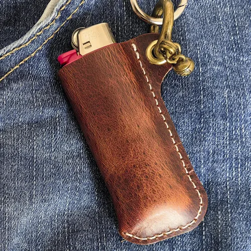 Miniatura 2 de HUMWE BIC - Funda para encendedor de cuero para encendedor de tamaño estándar, funda de cuero genuino con grilletes de herradura de metal