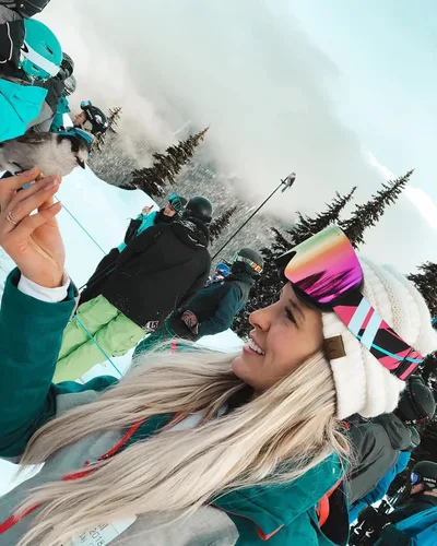 Miniatura 2 de Funky Junque Exclusives - Gorro de punto acanalado sólido para mujer