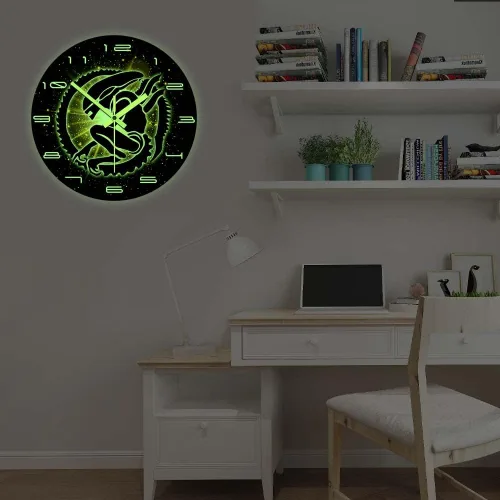 Miniatura 7 de The Geeky Days Alien Xenomorph Reloj que brilla en la oscuridad, funciona con pilas, silencioso de cuarzo, película de ciencia ficción, luminoso, 12