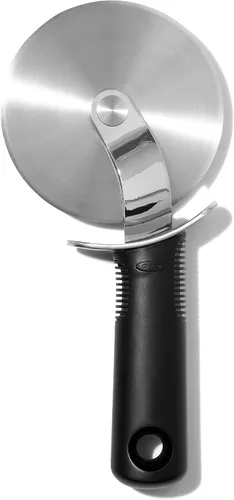 Miniatura 8 de OXO Good Grips - Rueda y cortador de pizza de 3.5 pulgadas