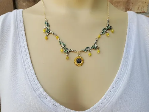 Miniatura 5 de Green Leaf and Sunflower Necklace w/Agate Bead Dangle - Hand Painted Sunny, Golden Yellow Flower and Leafy Green Necklace - Nature Colors Jewelry