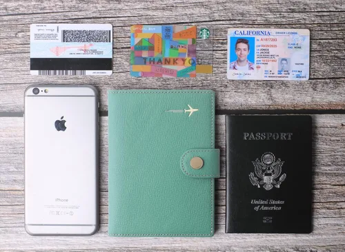Miniatura 7 de Portapasaportes de cuero auténtico para pasaporte, con bloqueo Rfid - con compartimento para documentos de identificación