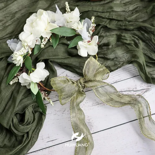 Miniatura 6 de HUIHUANG Cinta verde musgo con alambre de 2.5 pulgadas, seda arrugada verde con cinta de Navidad metálica dorada para suministros de corona, boda