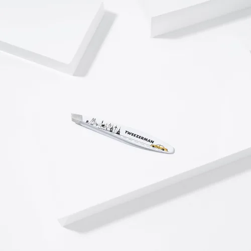 Miniatura 4 de Tweezerman NYC - Mini pinzas inclinadas para cejas, pinzas de viaje para cejas, vello facial