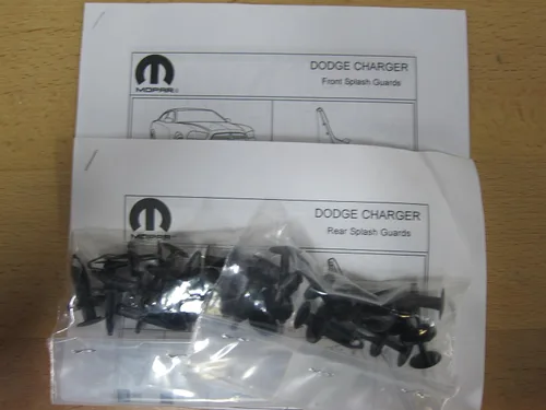 Miniatura 7 de Mopar Dodge Charger Deluxe Molded Splash Guards Mud Flaps OEM