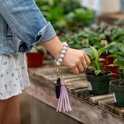 Miniatura 17 de dizzy creek designs Llavero pulsera, pulsera de cuentas de silicona para mujer, llavero con borla de cuero