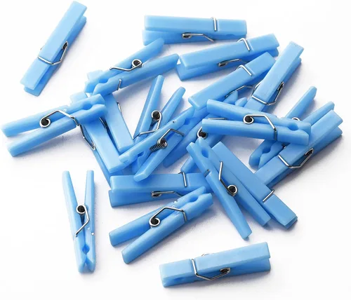 Miniatura 7 de 50 alfileres azules para juego de baby shower, mini pinzas de plástico premium de 1.4 pulgadas, mini alfileres de ropa reutilizables para fotos