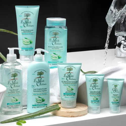 Miniatura 6 de Le Petit Olivier Crema hidratante para manos Express - Aloe Vera y té verde - Hidratación expresa - Sin sensación grasa o pegajosa - La piel es