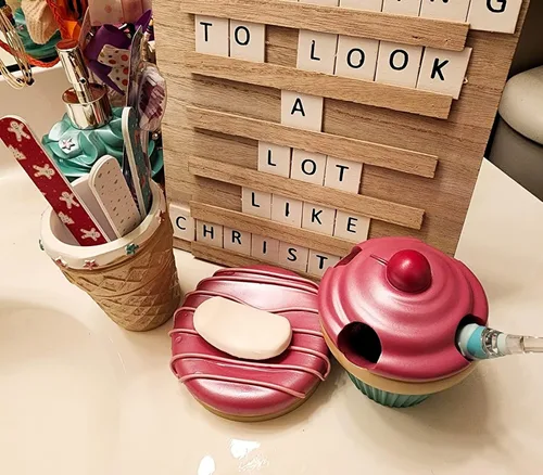 Miniatura 7 de Juego de accesorios de baño organizador completo con dispensador de loción/jabón de batido, taza de baño de tubo de huevo/vaso, jabonera de dona