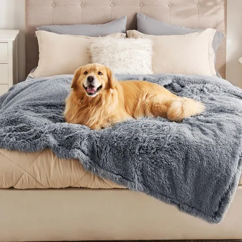 Miniatura 17 de Bedsure Mantas para perros grandes, manta impermeable mullida para perro para protector de sofá y cama, lavable, manta mullida de piel sintética Gris