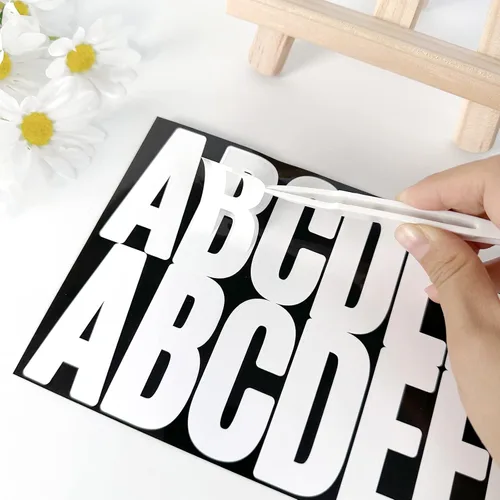 Miniatura 5 de 400 calcomanías de letras grandes de 2.5 pulgadas, 24 hojas, calcomanías autoadhesivas con números del alfabeto blanco para tablones de anuncios