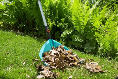 Miniatura 9 de Gardena Combisystem Rastrillo de pala: rastrillo de pala fácil de manejar para rastrillar juntos y levantar hojas y residuos de jardín, cuenta