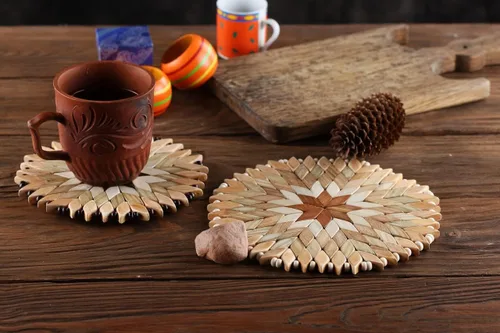 Miniatura 3 de Ukraine - Juego de 2 salvamanteles grandes de madera hechos a mano para platos calientes, diámetro de 9 y 7 pulgadas, posavasos grandes