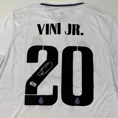 Miniatura 2 de Camiseta de fútbol blanca Vini Vinicius Jr. del Real Madrid 2022-23 con Autógrafo y Firmado Beckett BAS COA