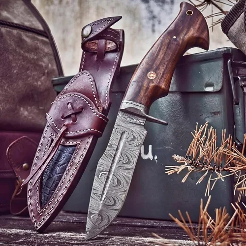 BIGCAT ROAR Beast Hunter - Cuchillo de caza de hoja fija de acero de Damasco hecho a mano de 10" - Mango de madera de nogal y funda de cuero -
