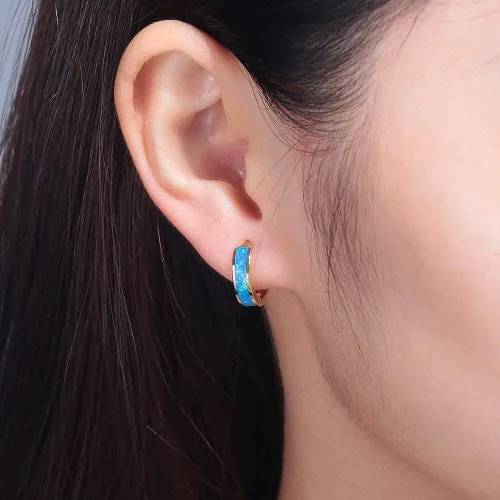 Miniatura 97 de CiNily Aretes Huggie de ópalo con bisagras, chapados en oro, hipoalergénicos, pequeños aretes de aro para mujeres, adolescentes, niñas, hombres