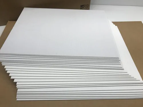 Paquete de 50 letreros de patio en blanco de 18 x 24 pulgadas, tablero de letrero de plástico corrugado de 0.157 in, paquetes de 50 piezas, ideal