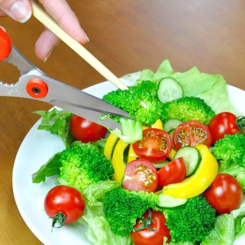 Miniatura 5 de CANARY Tijeras japonesas para alimentos de 17,3 cm, ligeras, fabricadas en JAPÓN, aptas para lavavajillas, hoja desmontable, tijeras de cocina