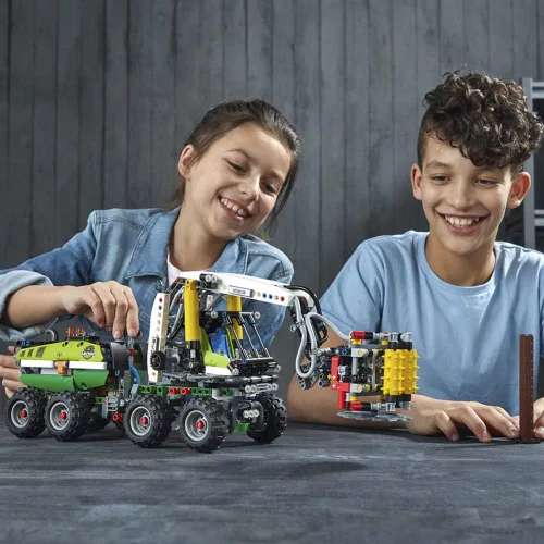 Miniatura 4 de LEGO Technic Forest Machine 42080 Kit de construcción (1003 piezas)