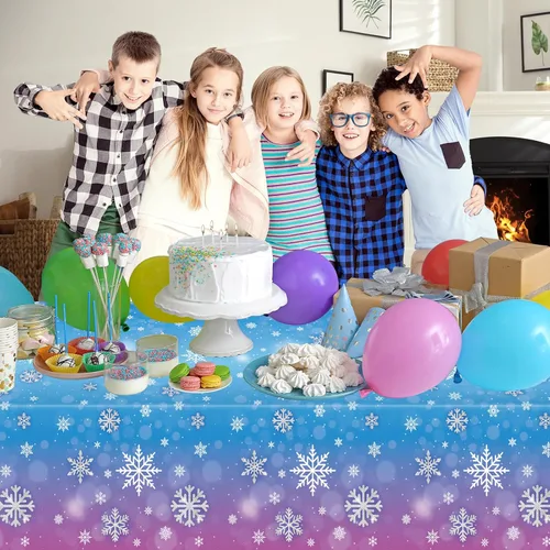 Miniatura 8 de 3 manteles de invierno con copos de nieve – Mantel de plástico de Frozen Wonderland desechable, rectangular, copos de nieve para suministros