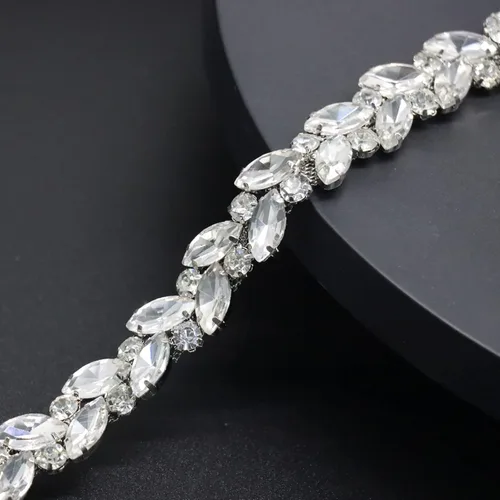 Miniatura 6 de Jerler Borde de diamantes de imitación de 1 yarda, aplique de cadena de diamantes de imitación, ideal para decoración de bricolaje y adornos de ropa