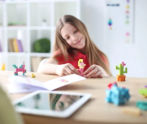 Miniatura 7 de PIXIO Lava - Juguete de construcción de bloques magnéticos pequeños en el estilo de arte de píxeles con aplicación gratuita, cubos de plástico