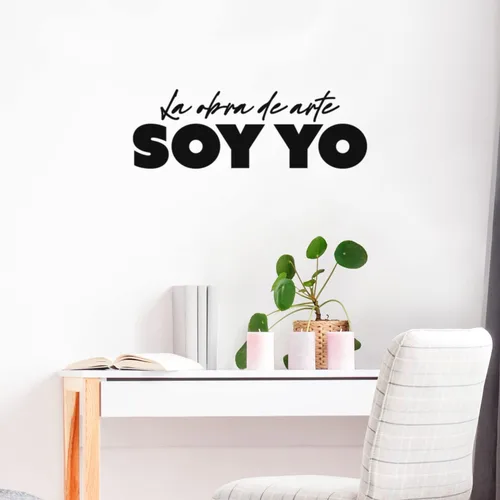 Calcomanía de vinilo para pared, La Obra De Arte Soy Yo/The Artwork is Me – 8.5 x 25 pulgadas – Calcomanía inspiradora de moda en español para
