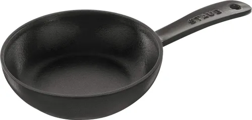 staub Skillet 40501-142 - Sartén negra de 6.3 pulgadas (6.3 in), fundición esmaltada, hierro, compatible con inducción, producto auténtico japonés