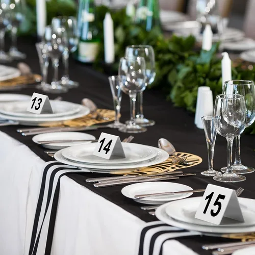 Miniatura 4 de Tuanse Números de mesa del 1 al 25 de acrílico de doble cara numerada, tiendas de campaña de plástico para restaurantes, números de boda, tarjetas