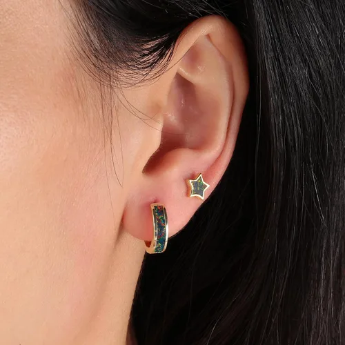 Miniatura 179 de CiNily Aretes Huggie de ópalo con bisagras, chapados en oro, hipoalergénicos, pequeños aretes de aro para mujeres, adolescentes, niñas, hombres