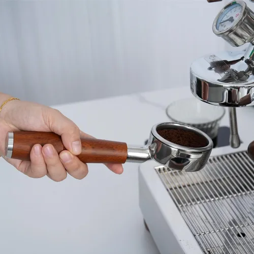 Miniatura 4 de 58mm Portafiltro sin fondo para cabeza de grupo E61 Portafiltro desnudo de grado profesional de barista Compatible con Rocket, Lelit, Ascaso