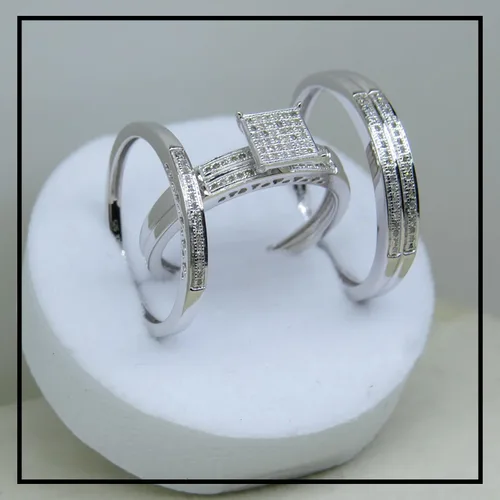 Miniatura 3 de Dazzlingrock Collection Anillo de trío con cabeza cuadrada de diamantes blancos redondos de 0.27 ctw en plata de ley 925