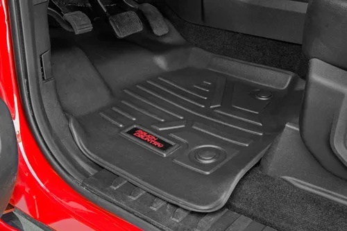 Miniatura 4 de Rough Country Juego de tapetes para todo clima para Ford F-250/F-350 SuperDuty (2017-2025) CrewCab con asiento tipo banco - Tapete de piso flexible
