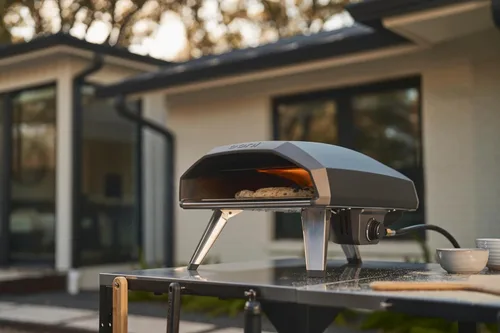 Miniatura 2 de Horno de pizza Ooni Koda 2 de gas – Horno de pizza al aire libre de 14" cocina pizza en 60 segundos, incluye regulador de 28 mBar y manguera de gas